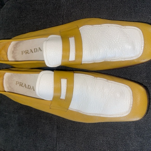 Prada mustard and white loafers - Picture 2 of 7